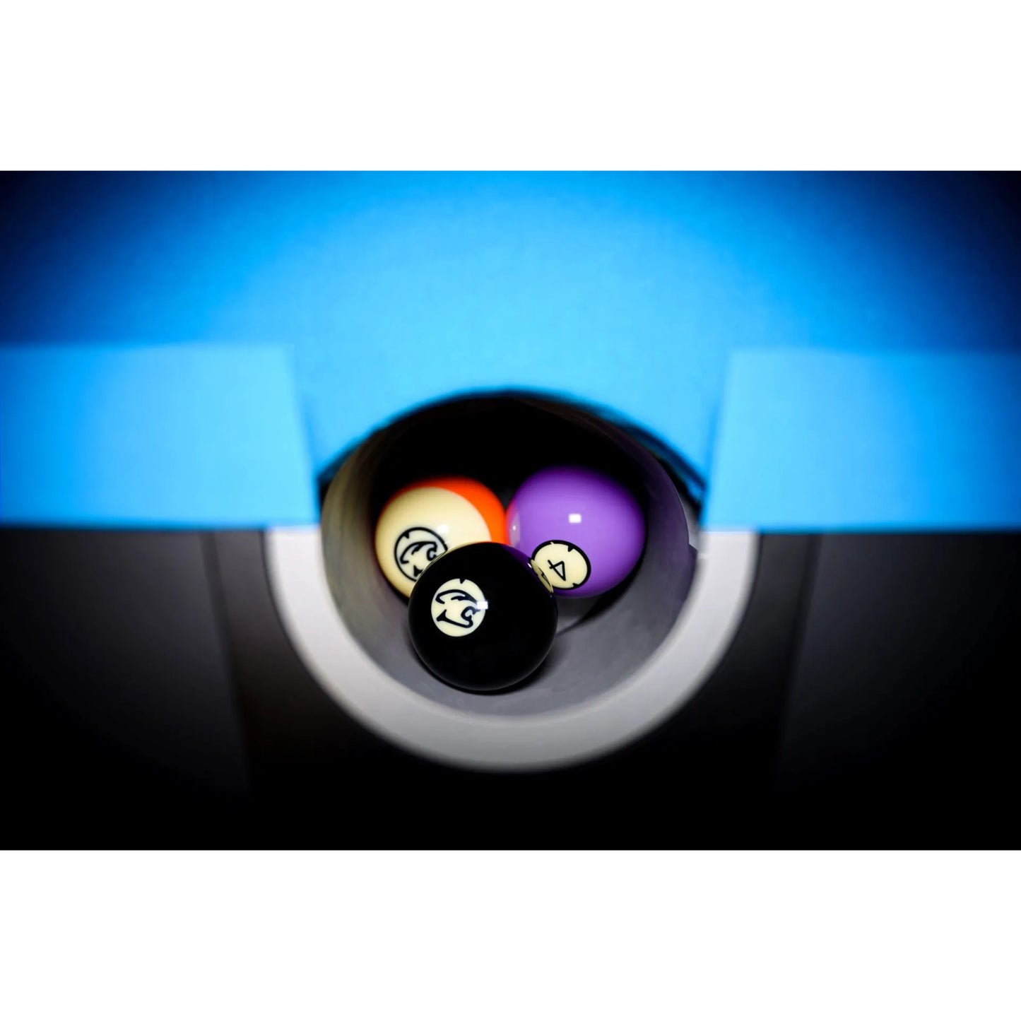 Predator Apex Pro Slate Bed American Pool Table - 9ft